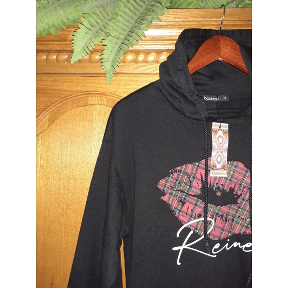 HP🥰boohoo Tartan Lip Print Hood Sweatshirt Dress - Picture 9 of 16